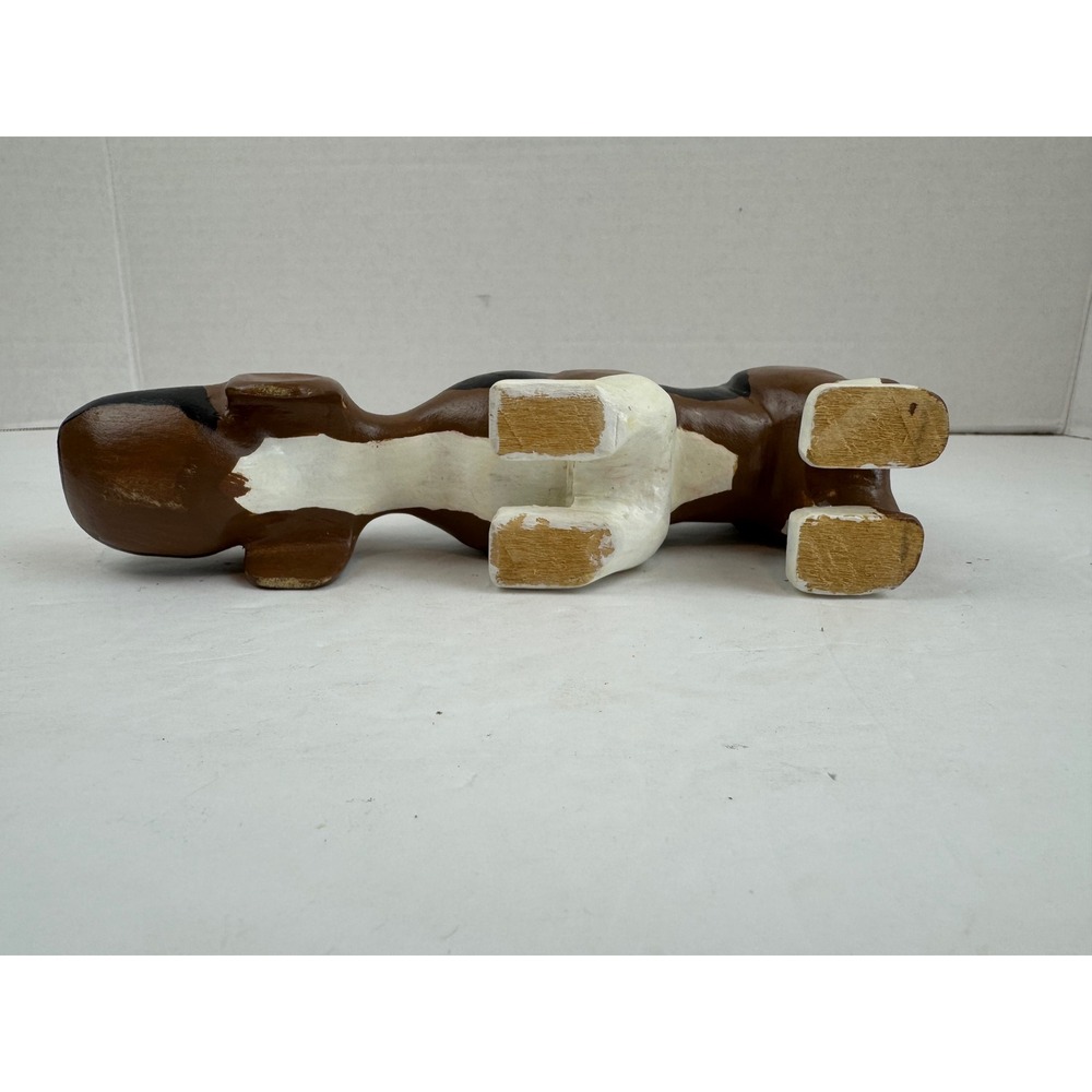 Vintage Hand Carved Wood Basset Hound Beagle Dog Figurine Folk Art Tri-Color 9" - Picture 9 of 9